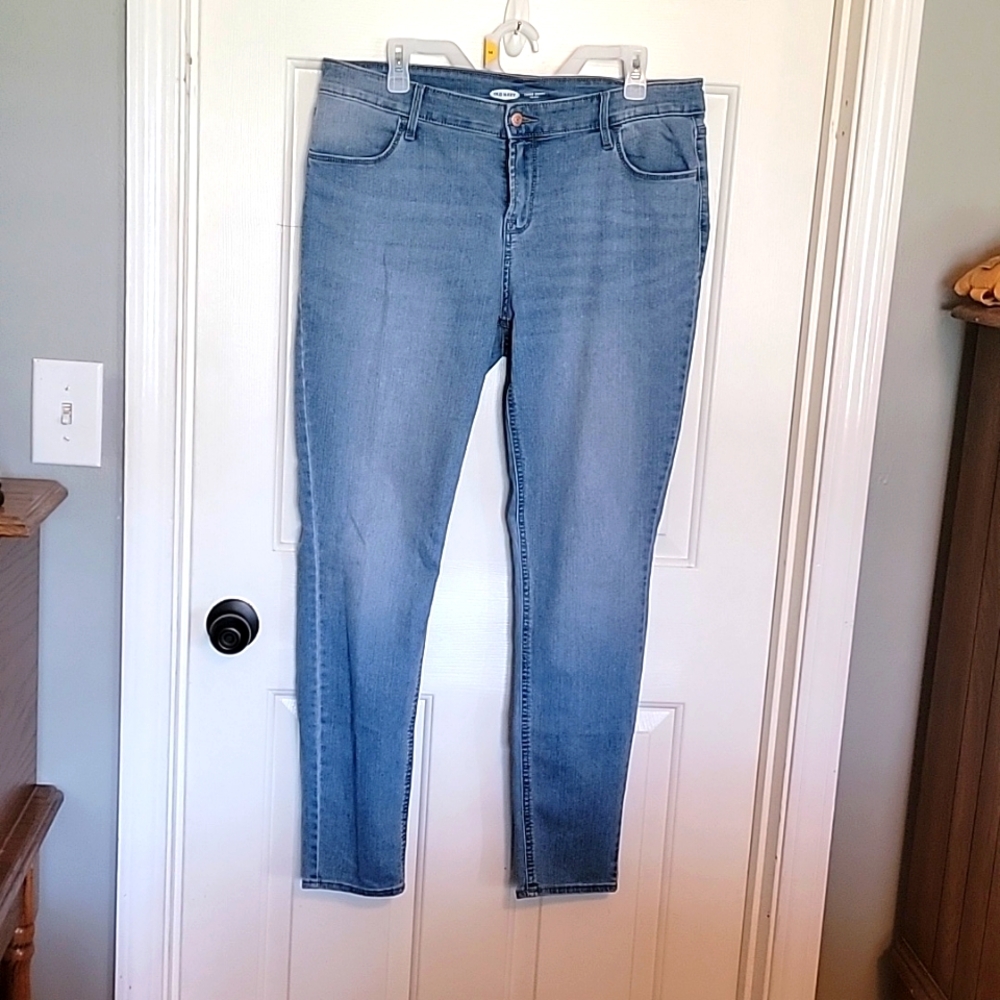Old Navy Super Skinny Mid Rise Jeans